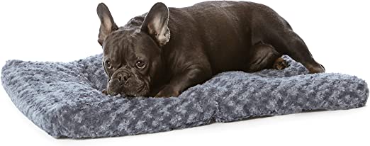 Amazon Basics Plush Dog Bed